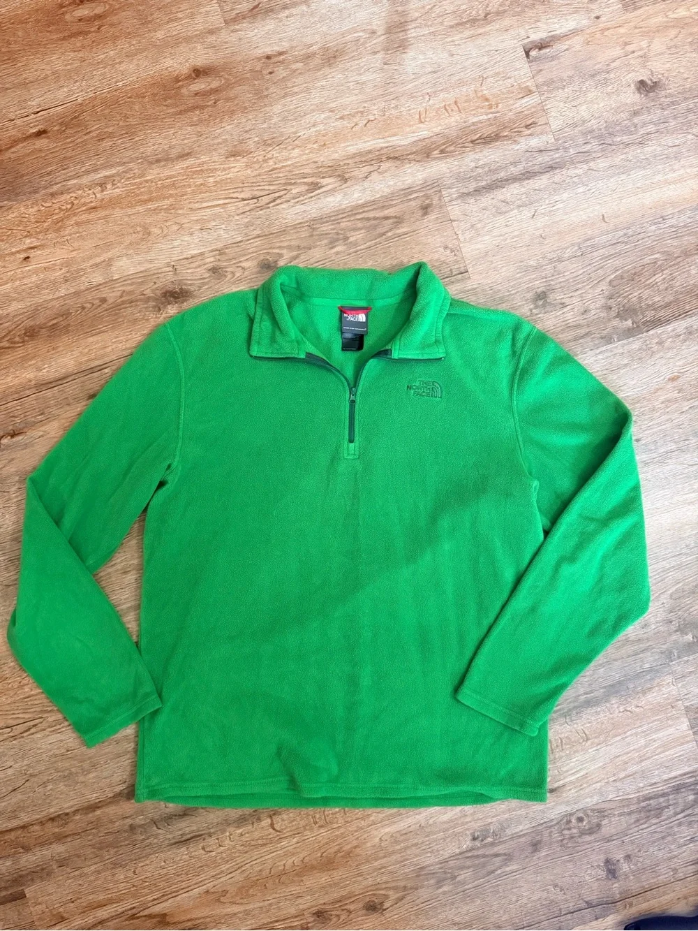 The North Face • Men’s 1/4 Zip Pullover Fleece